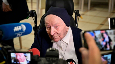 #OK! ევროპის ყველაზე ხანდაზმულმა ქალმა კოვიდ-19 დაამარცხა: ლუსილ რენდონი მალე 117 წლის გახდება