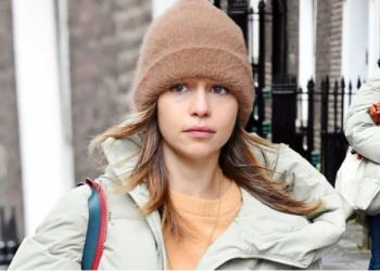 #OK! #StreetStyle ემილია კლარკი! მსახიობი 1140 ფუნტის ღირებულების ქურთუკს ირგებს! 