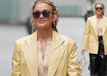 #OK! ეშლი რობერტსი ყვითელი ტყავის პიჯაკს YSL-ის ჩანთას და ROTATE-ის შარვალს უხამებს