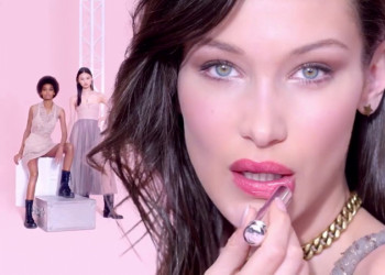 #OK! რატომ ადარებენ ბელა ჰადიდს ტრანსგენდერს? მოდელის უახლესი კამპანია Dior-ისთვის (ვიდეო)